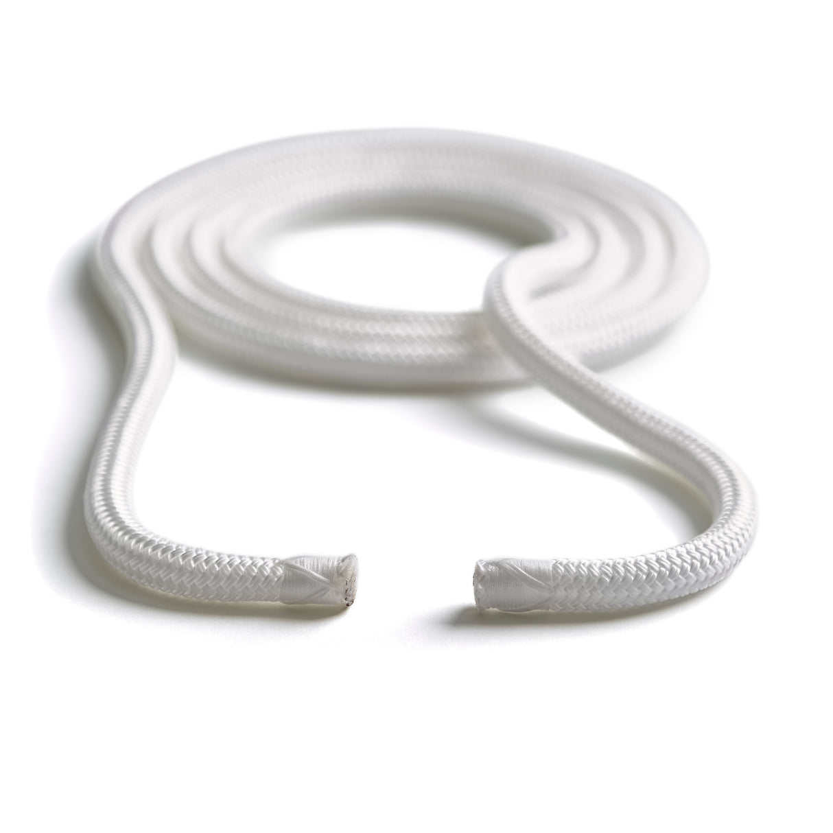 Polyform US boat fender line, whiplocked double braid nylon, eight feet long, half inch diameter, white, closeup ends